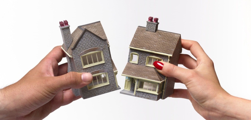 Раздел имущества между наследниками в Новоазовске